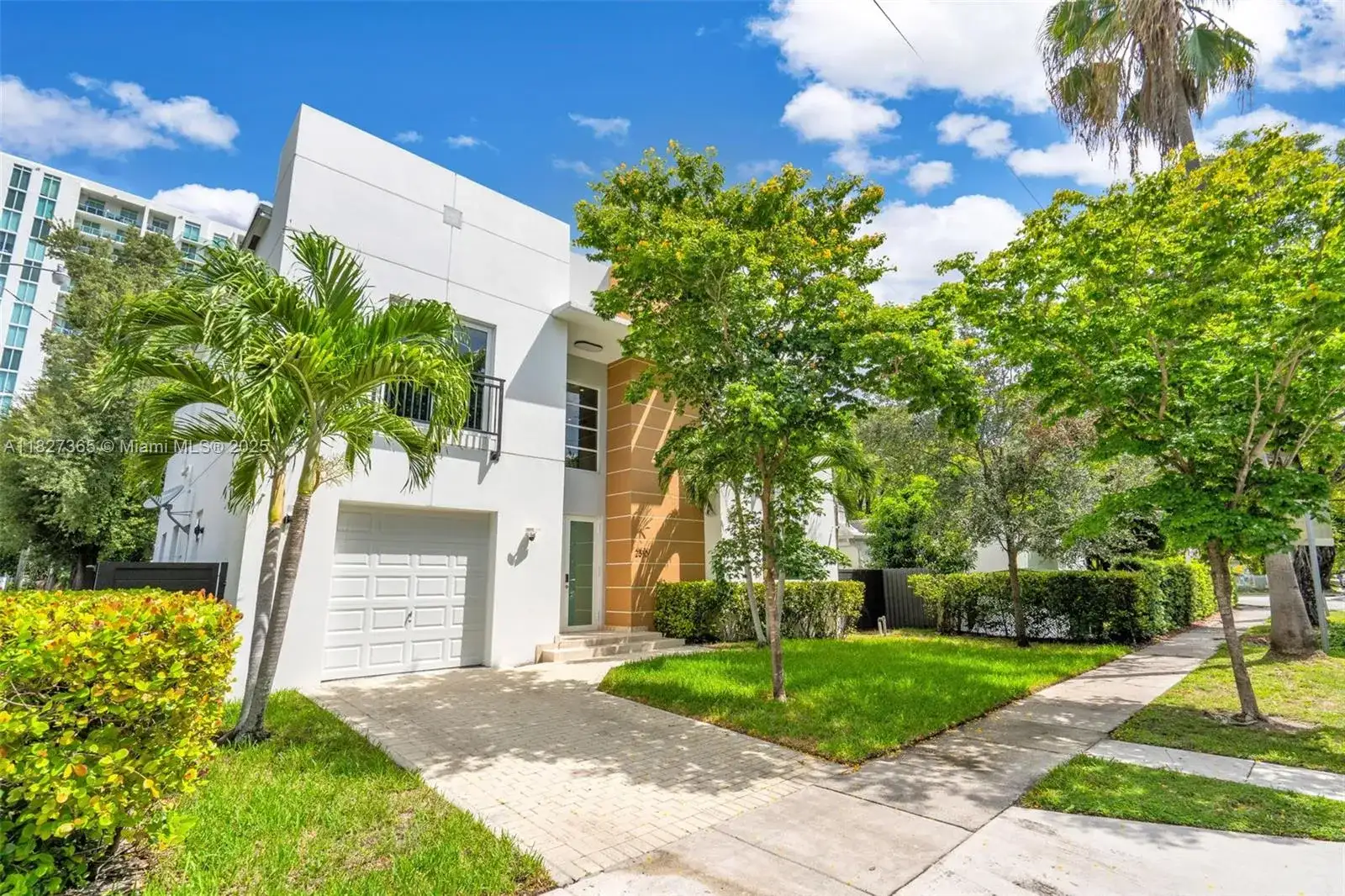 2510 SW 2nd Ave, Miami FL 33129 photo 3