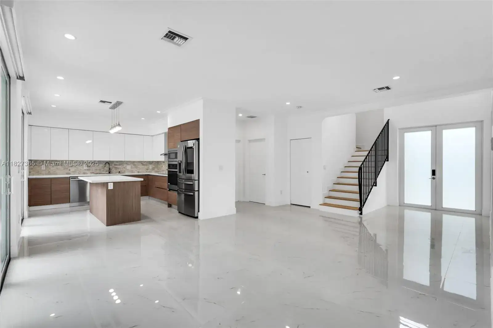 2510 SW 2nd Ave, Miami FL 33129 photo 4