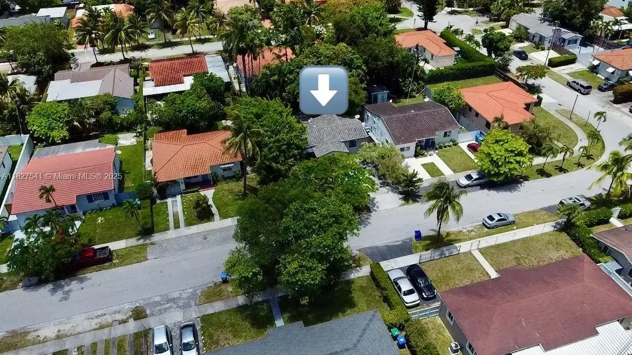 2125 SW 26th St, Miami FL 33133 photo 3