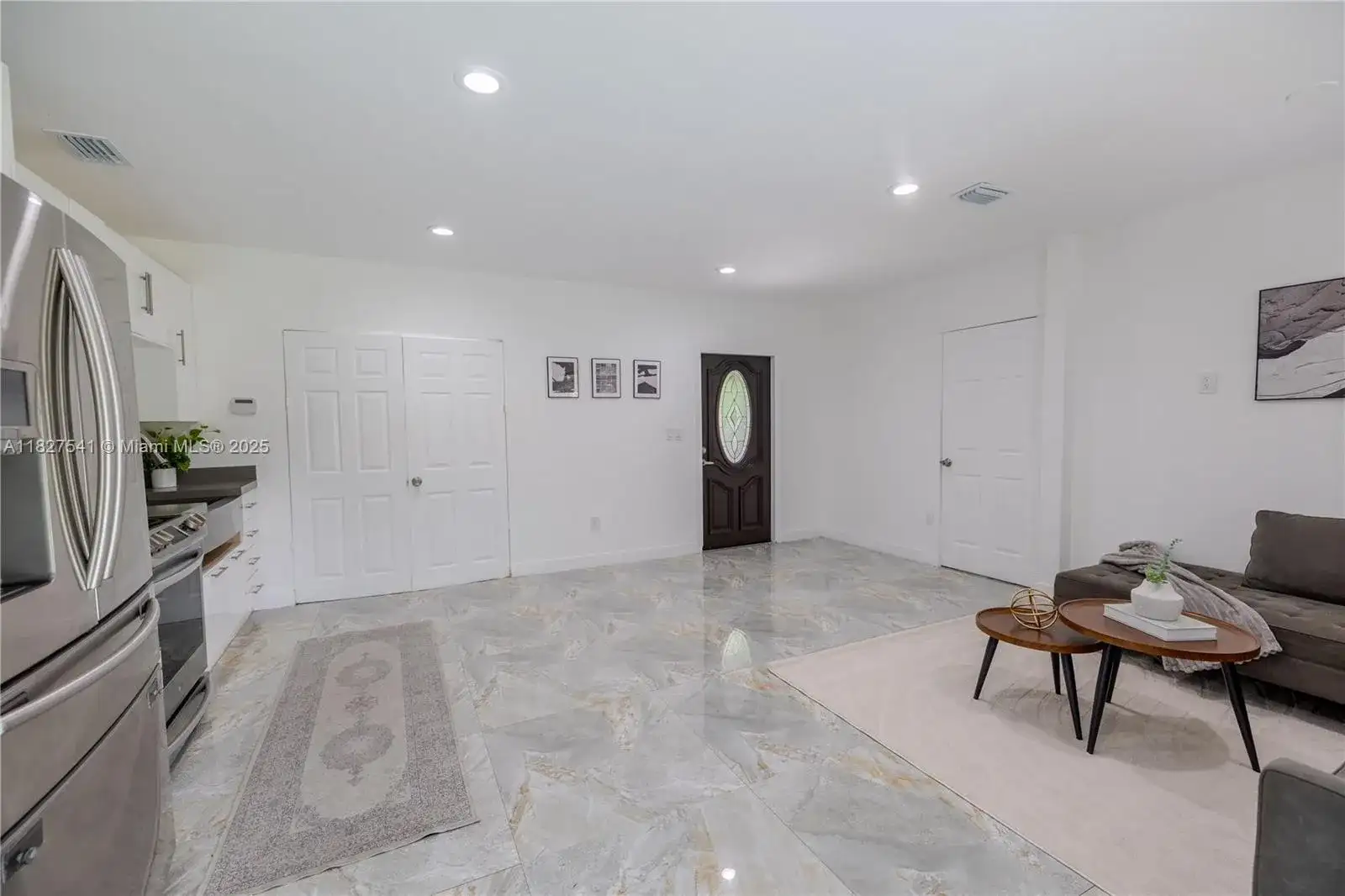 2125 SW 26th St, Miami FL 33133 photo 5