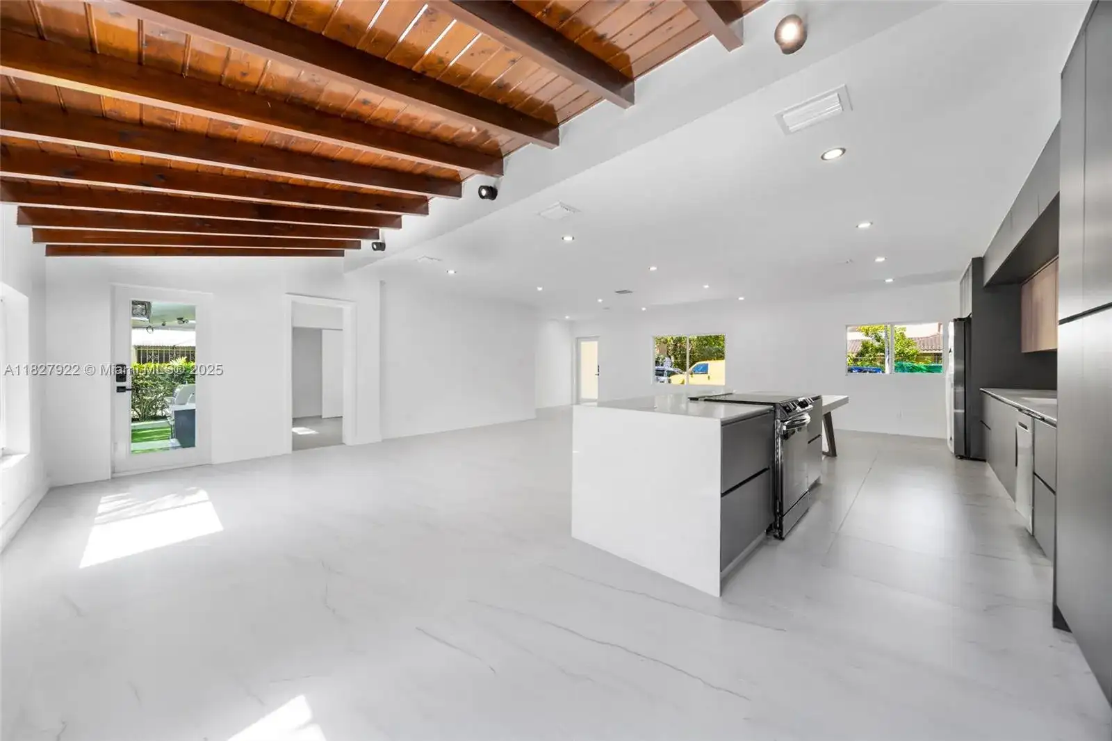 400 Sansovino Ave, Coral Gables FL 33146 photo 3