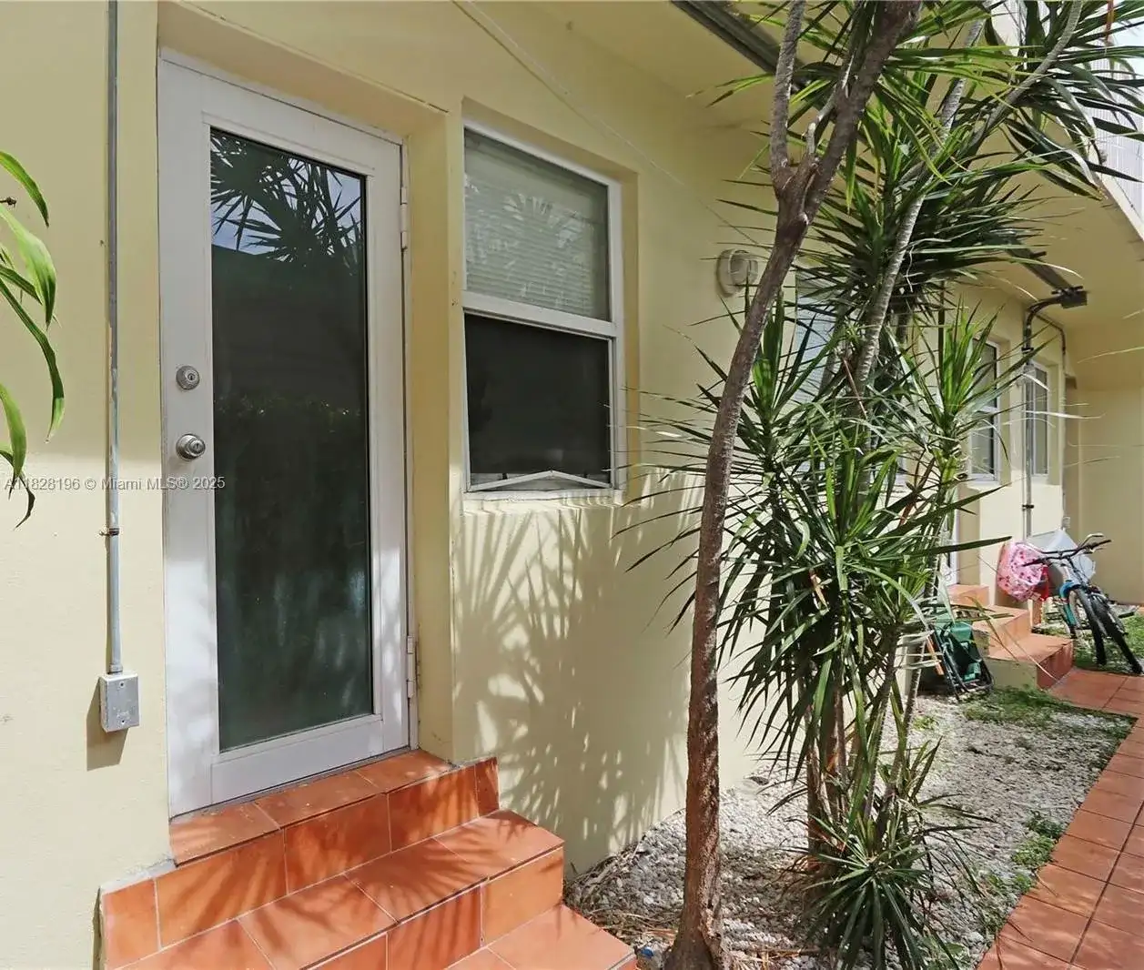 6831 Abbott Ave # 3, Miami Beach FL 33141 photo 3