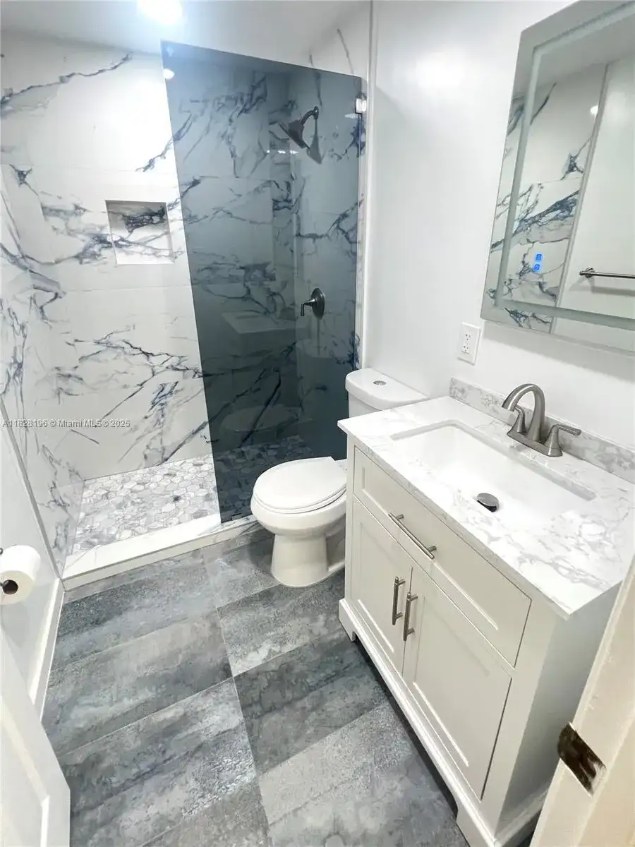 6831 Abbott Ave # 3, Miami Beach FL 33141 photo 5