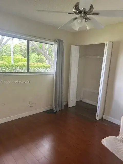 453 Lakeview Dr # 1, Weston FL 33326 photo 5