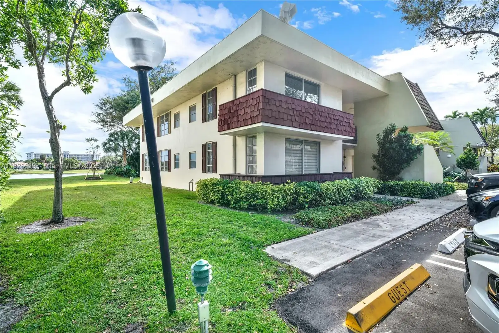 3200 N Course Ln # 216, Pompano Beach FL 33069 photo 2