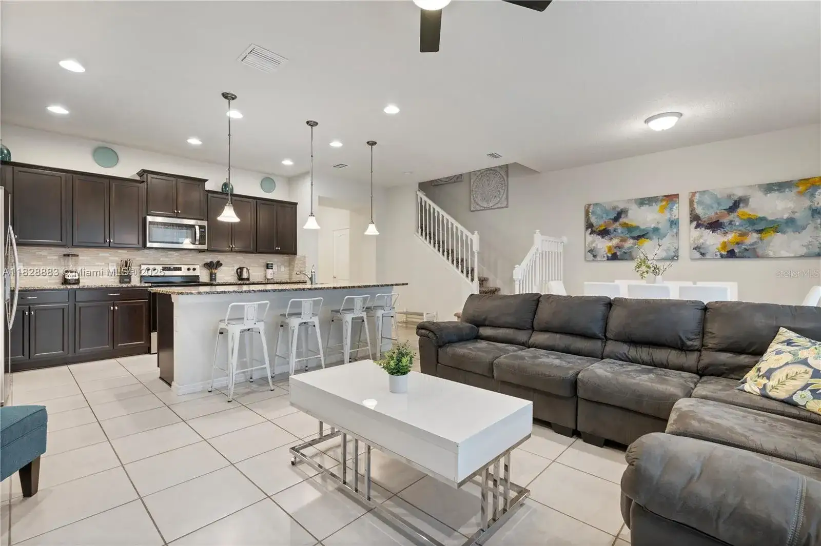 2428 Dubai Street, Kissimmee FL 34747 photo 2