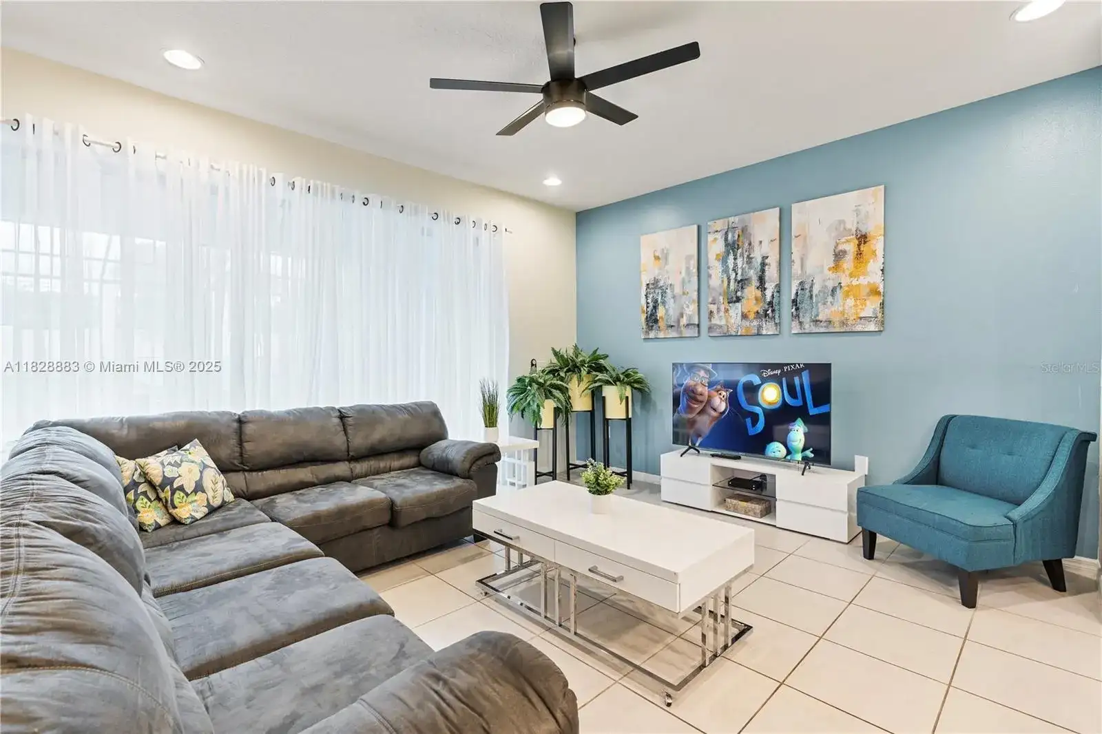 2428 Dubai Street, Kissimmee FL 34747 photo 3
