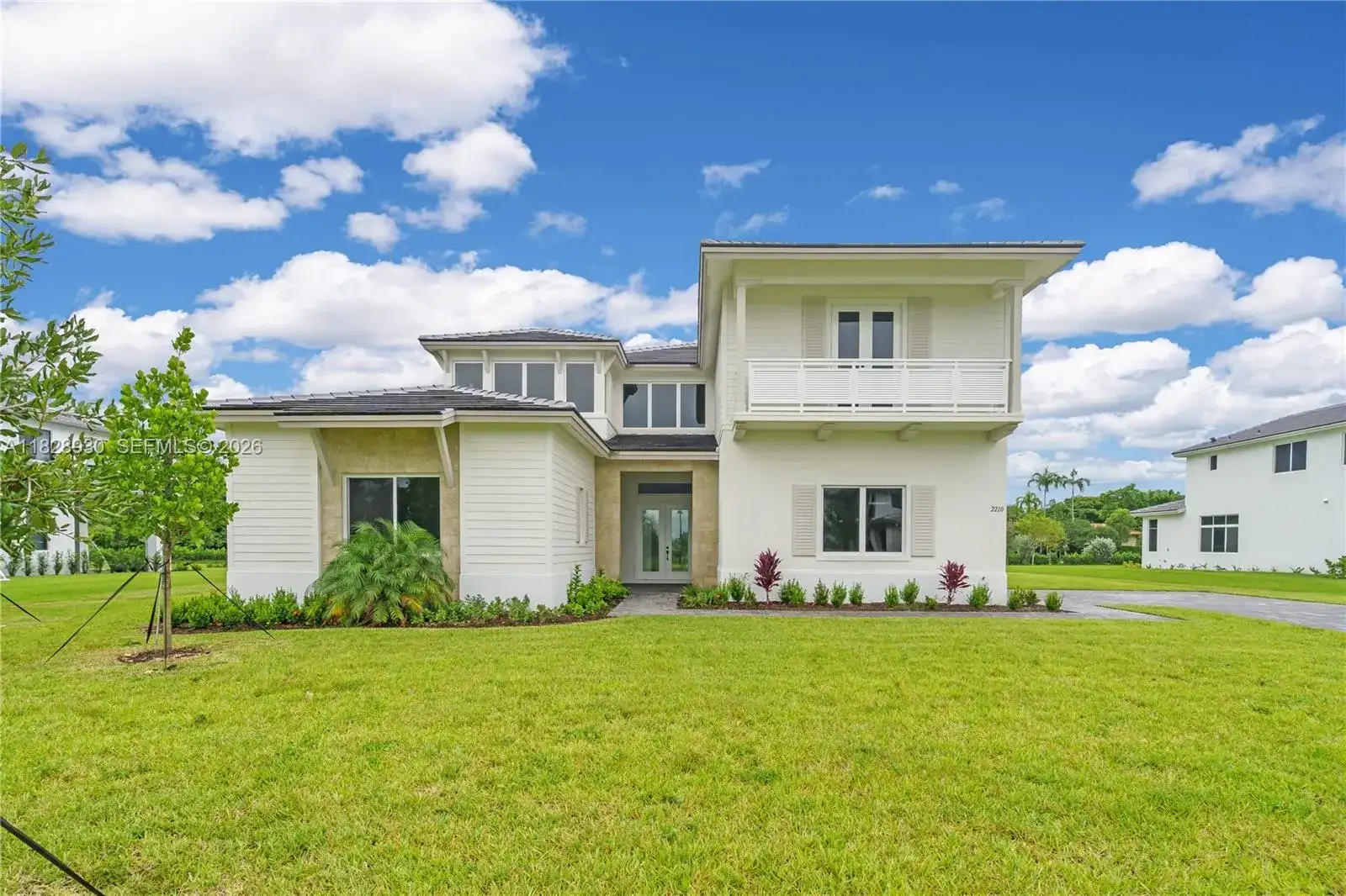 2210 SW 122nd Ter, Davie FL 33325 photo 3