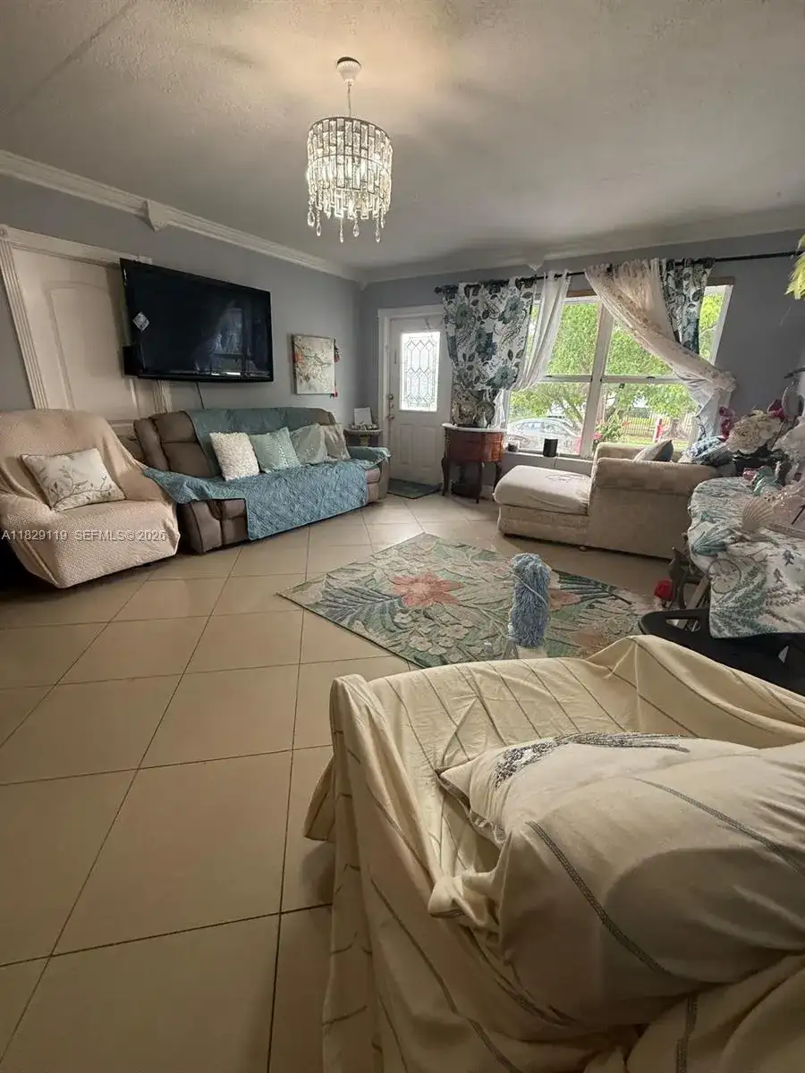 7900 SW 21st Ter, Miami FL 33155 photo 3