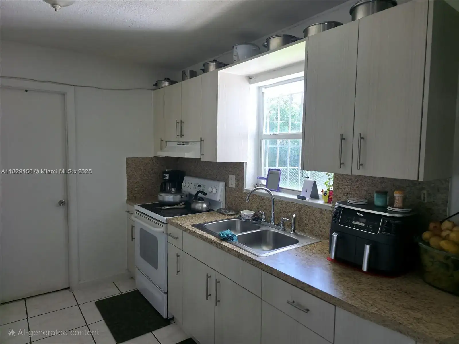 2237 NW 50th St, Miami FL 33142 photo 4