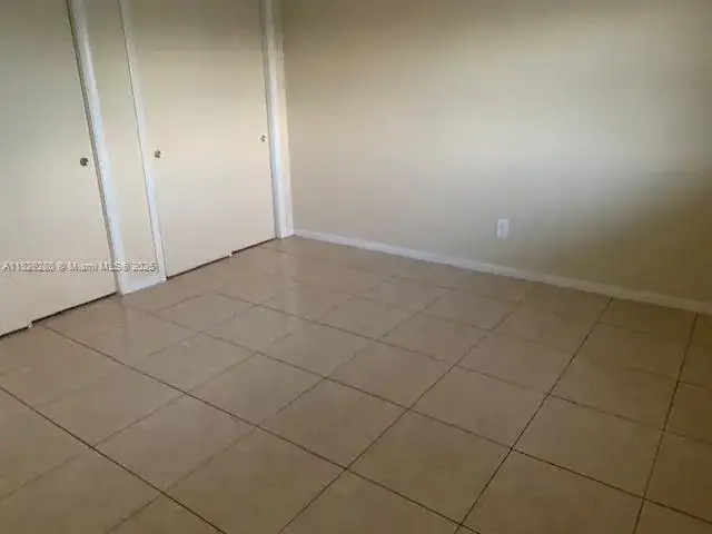 4200 NW 3rd Ct # 308, Plantation FL 33317 photo 2