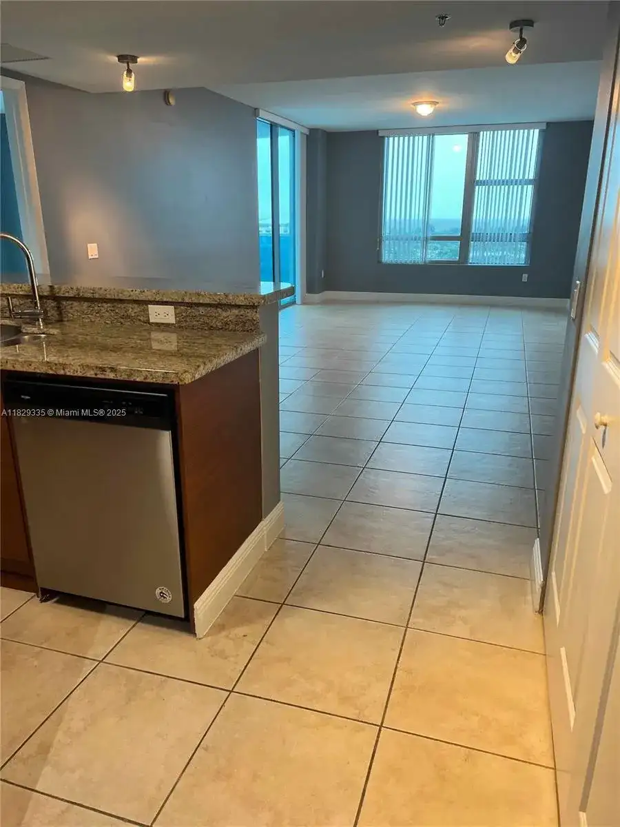 2641 N Flamingo Rd # 1701N, Sunrise FL 33323 photo 4
