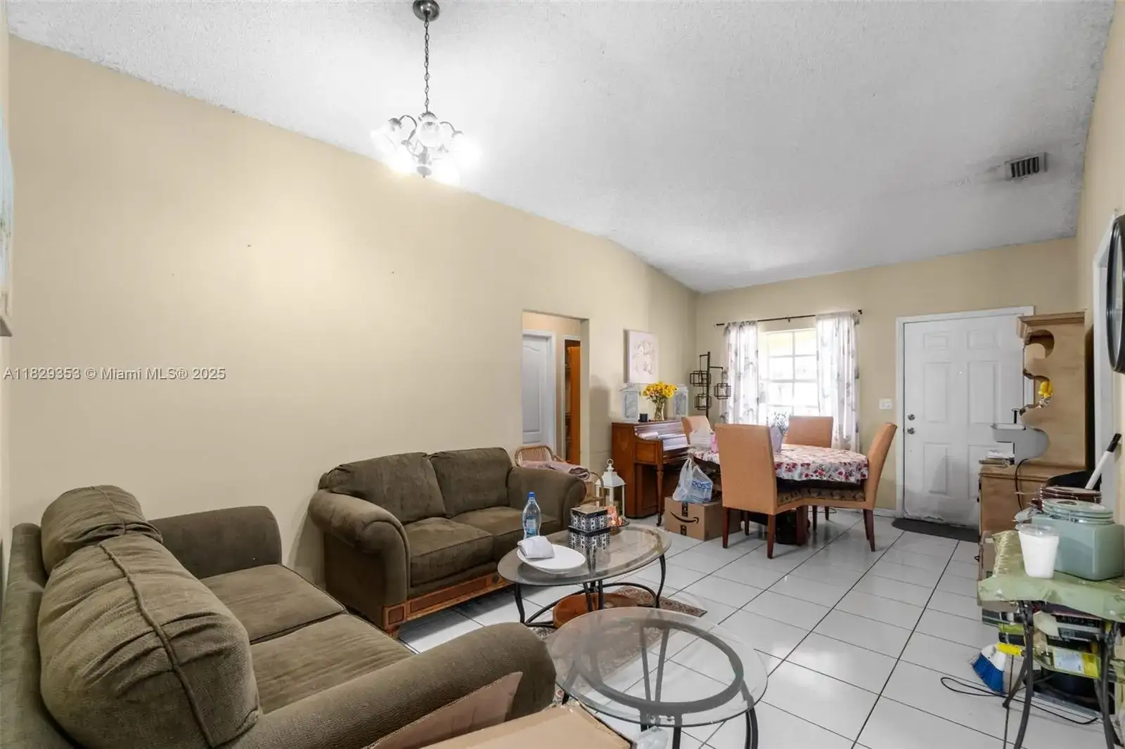 15742 SW 137th Ct, Miami FL 33177 photo 3