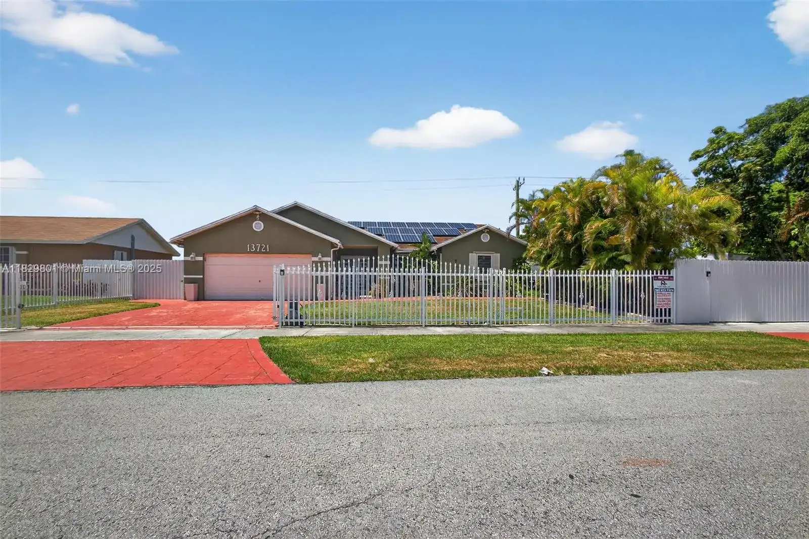13721 SW 280th Ter, Homestead FL 33033 photo 3