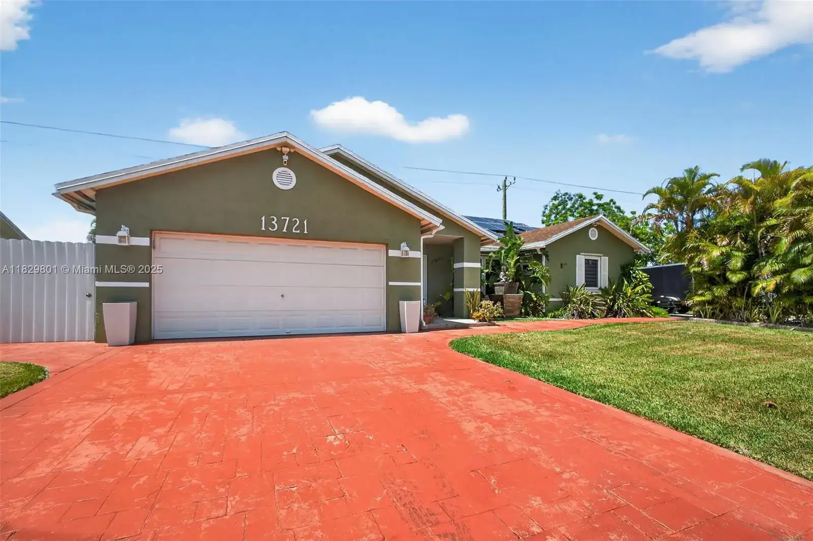 13721 SW 280th Ter, Homestead FL 33033 photo 5