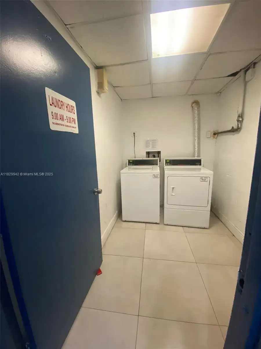 16450 NW 2nd Ave # 302, Miami FL 33169 photo 5