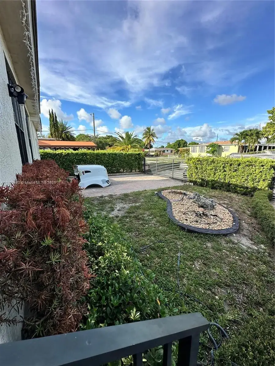 5010 E 1st Ave # 5010, Hialeah FL 33013 photo 2