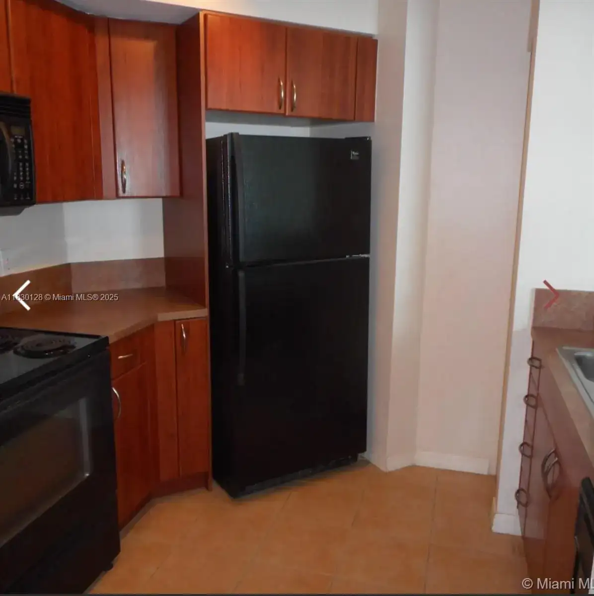 9201 Collins Ave # 921, Surfside FL 33154 photo 3