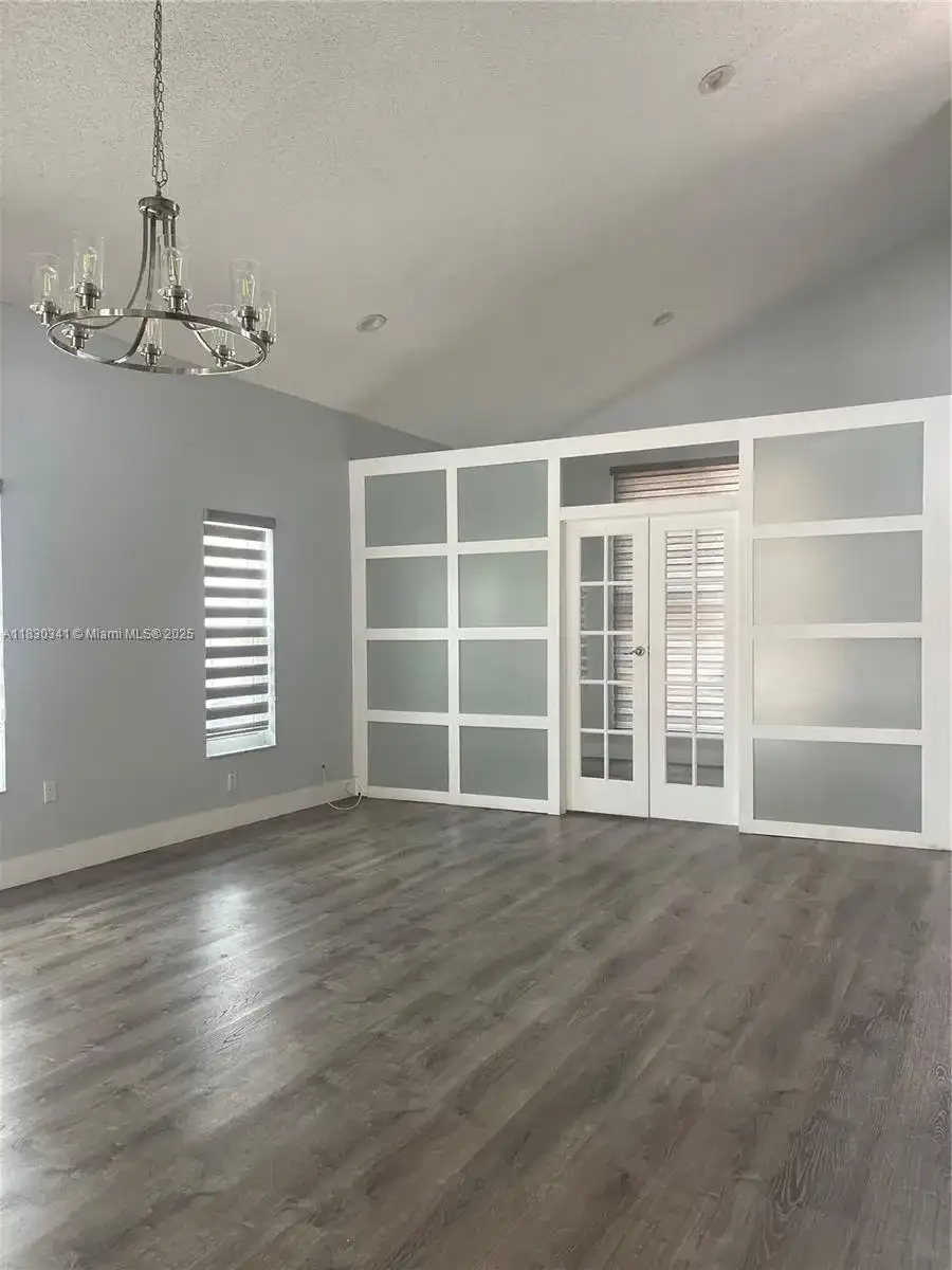 11123 SW 156th Ct, Miami FL 33196 photo 5