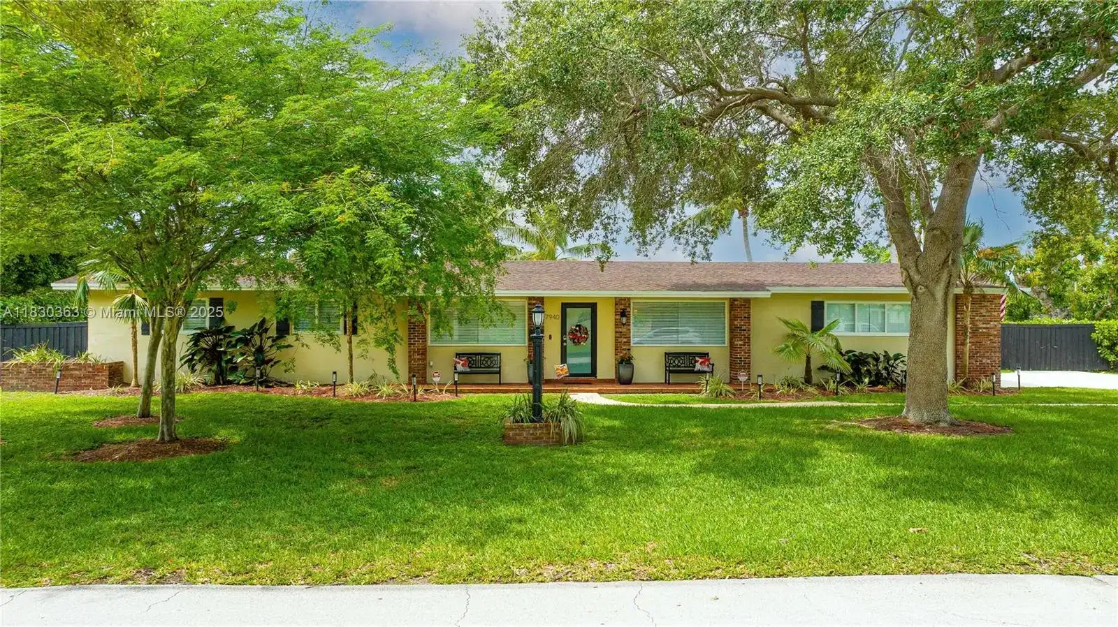 7940 SW 139th Ter, Palmetto Bay FL 33158 photo 3