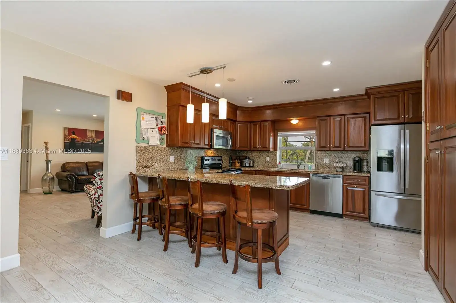 7940 SW 139th Ter, Palmetto Bay FL 33158 photo 5