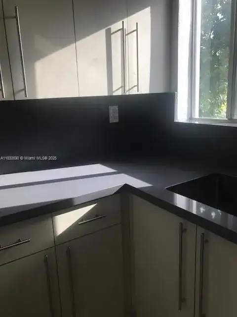 82 NW 27th St, Miami FL 33127 photo 5