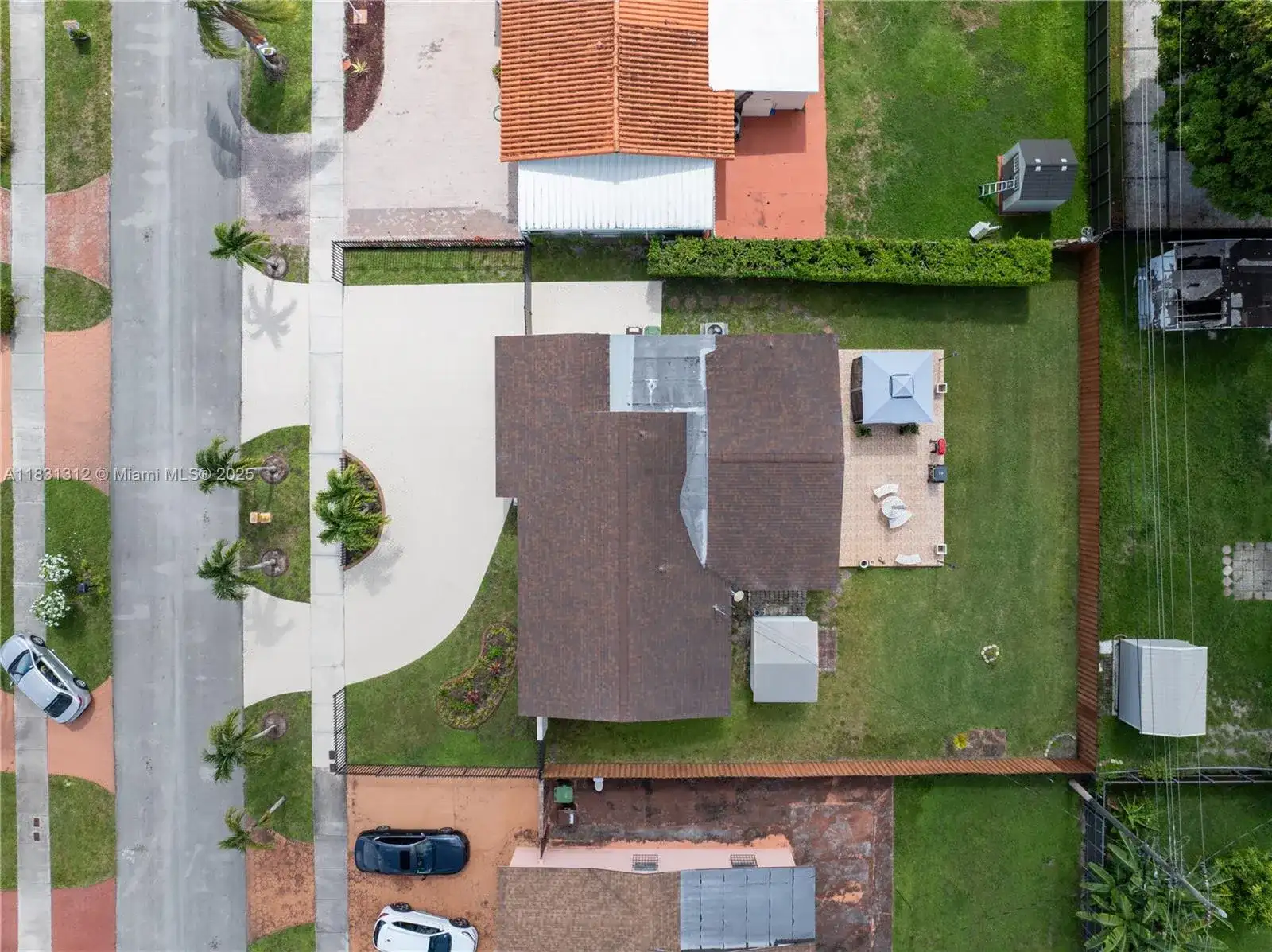 1315 W 79th St, Hialeah FL 33014 photo 3