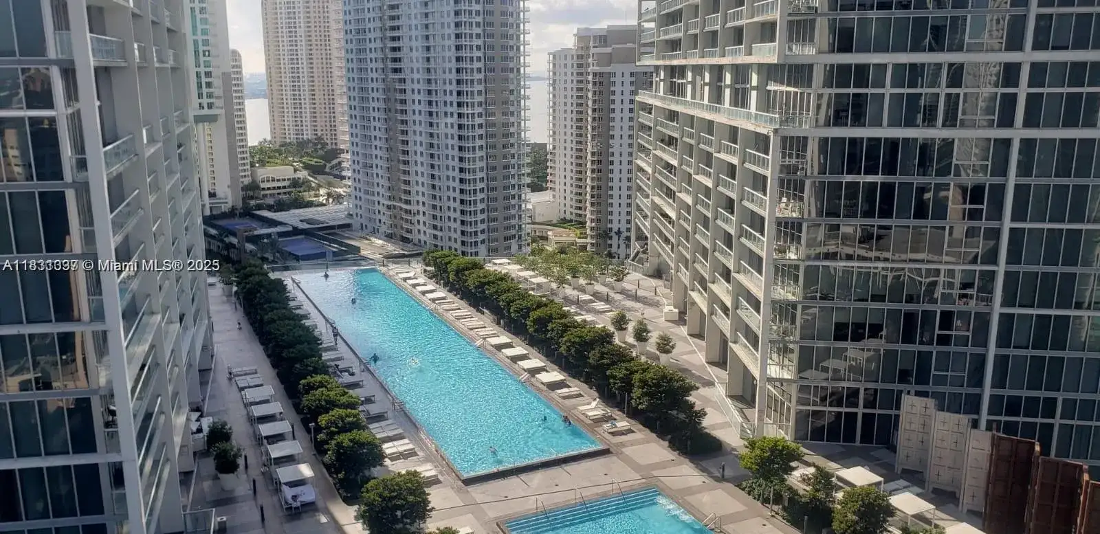 485 Brickell Ave # 2311, Miami FL 33131 photo 2