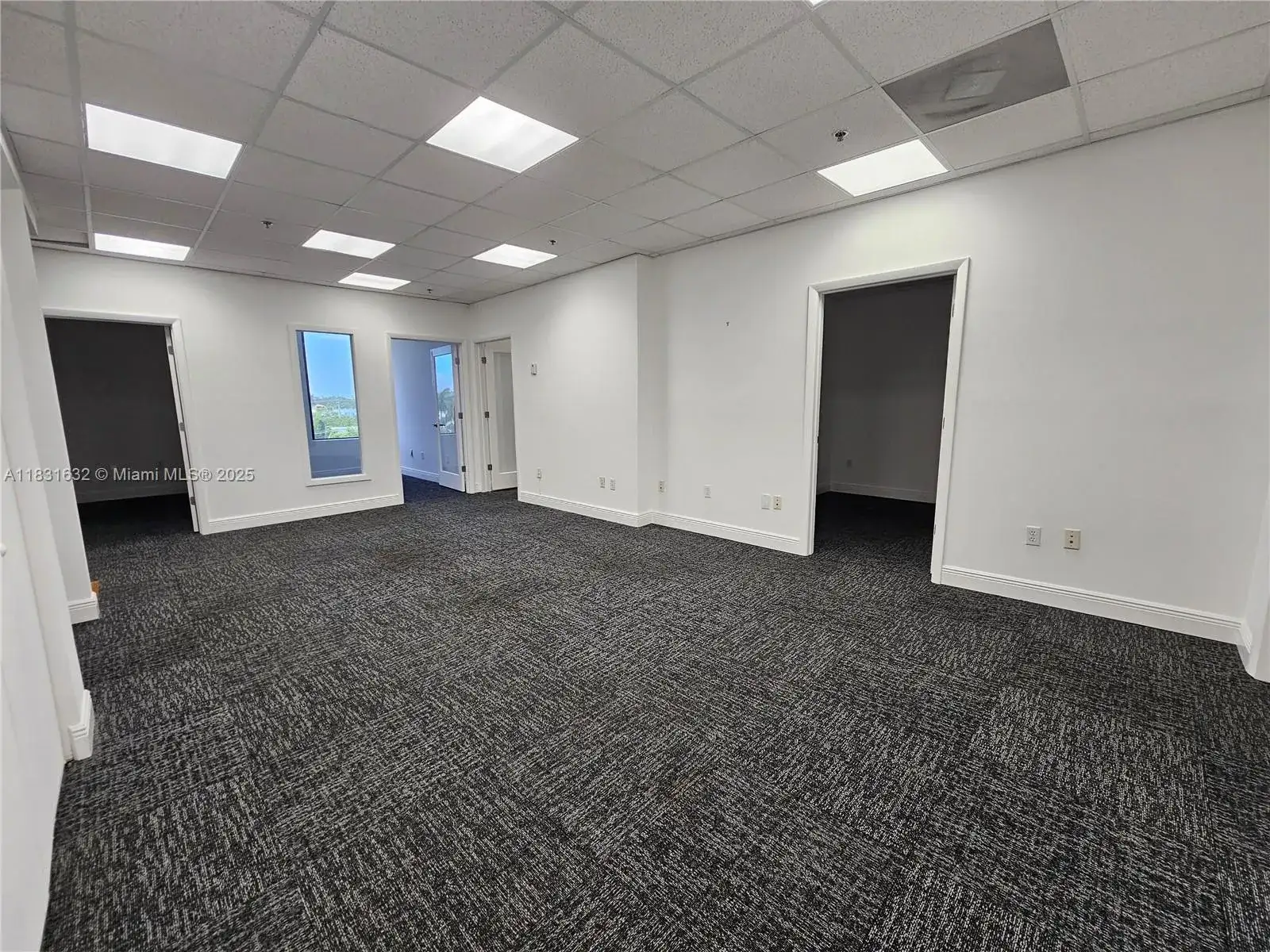 12550 Biscayne Blvd # 402, North Miami FL 33181 photo 4