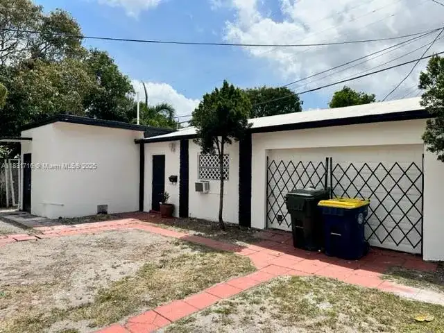 42 SE 10th Ter, Dania Beach FL 33004 photo 3