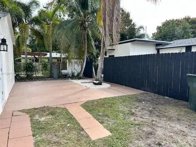 42 SE 10th Ter, Dania Beach FL 33004 photo 5