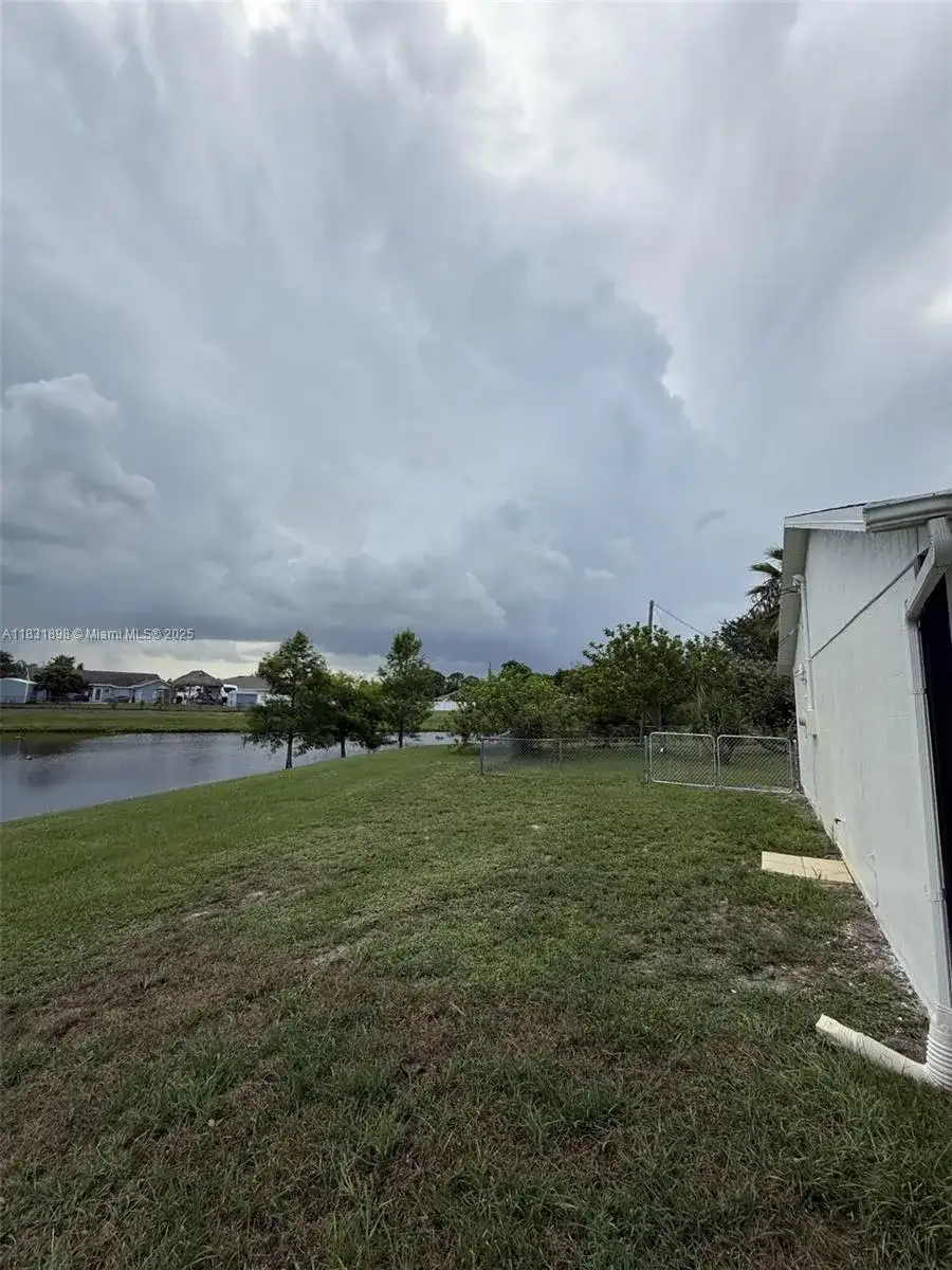 135 SW Felix Ave, Port St. Lucie FL 34953 photo 4