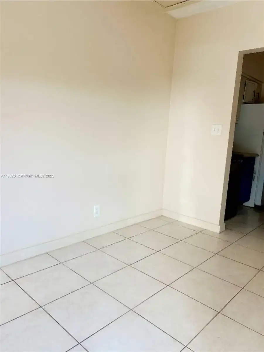 4011 NW 30th Ter # 1, Lauderdale Lakes FL 33309 photo 5