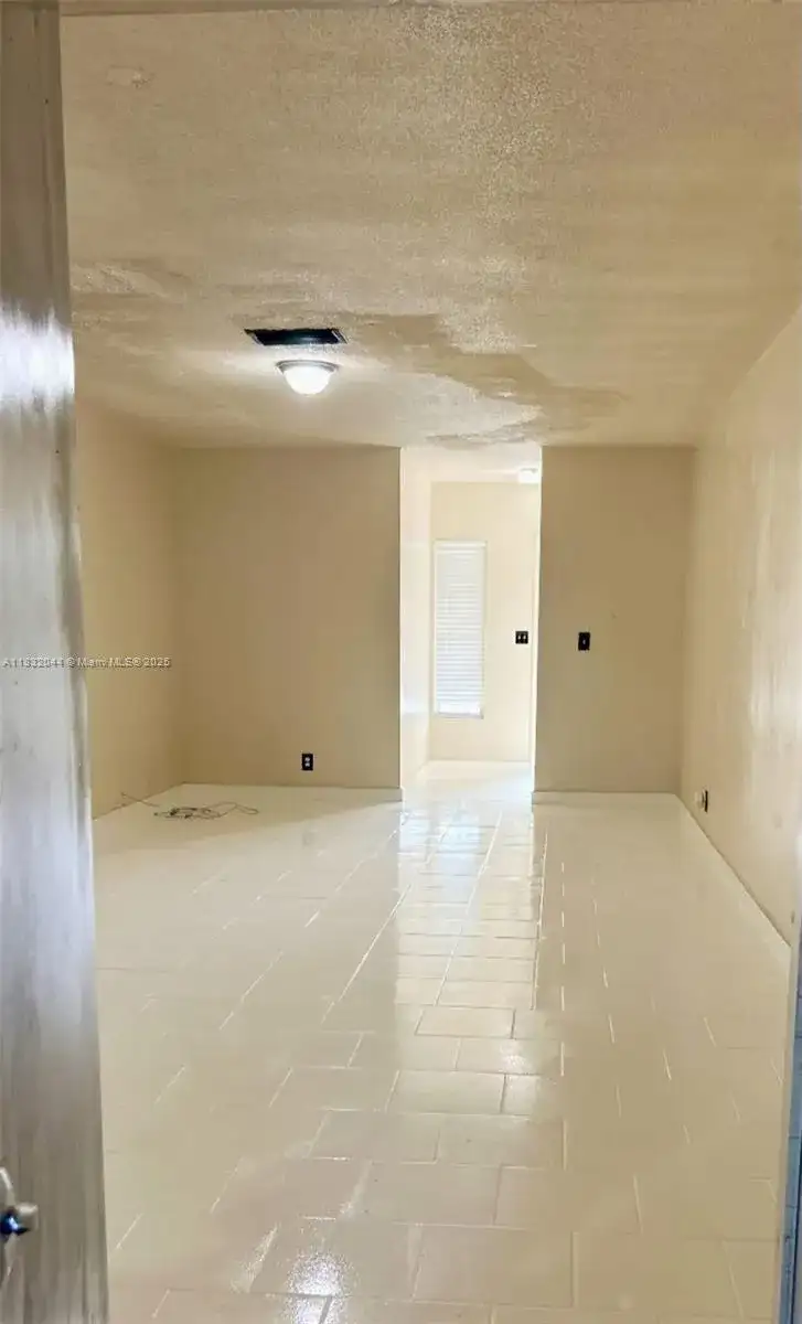 4011 NW 30th Ter # 3, Lauderdale Lakes FL 33309 photo 4