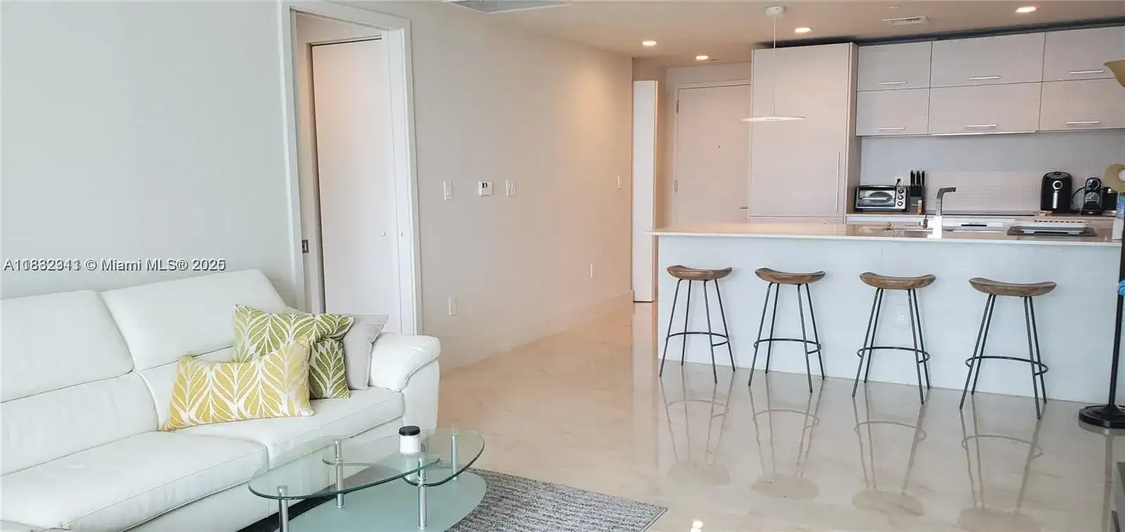 1300 S Miami Ave # 4511, Miami FL 33130 photo 2