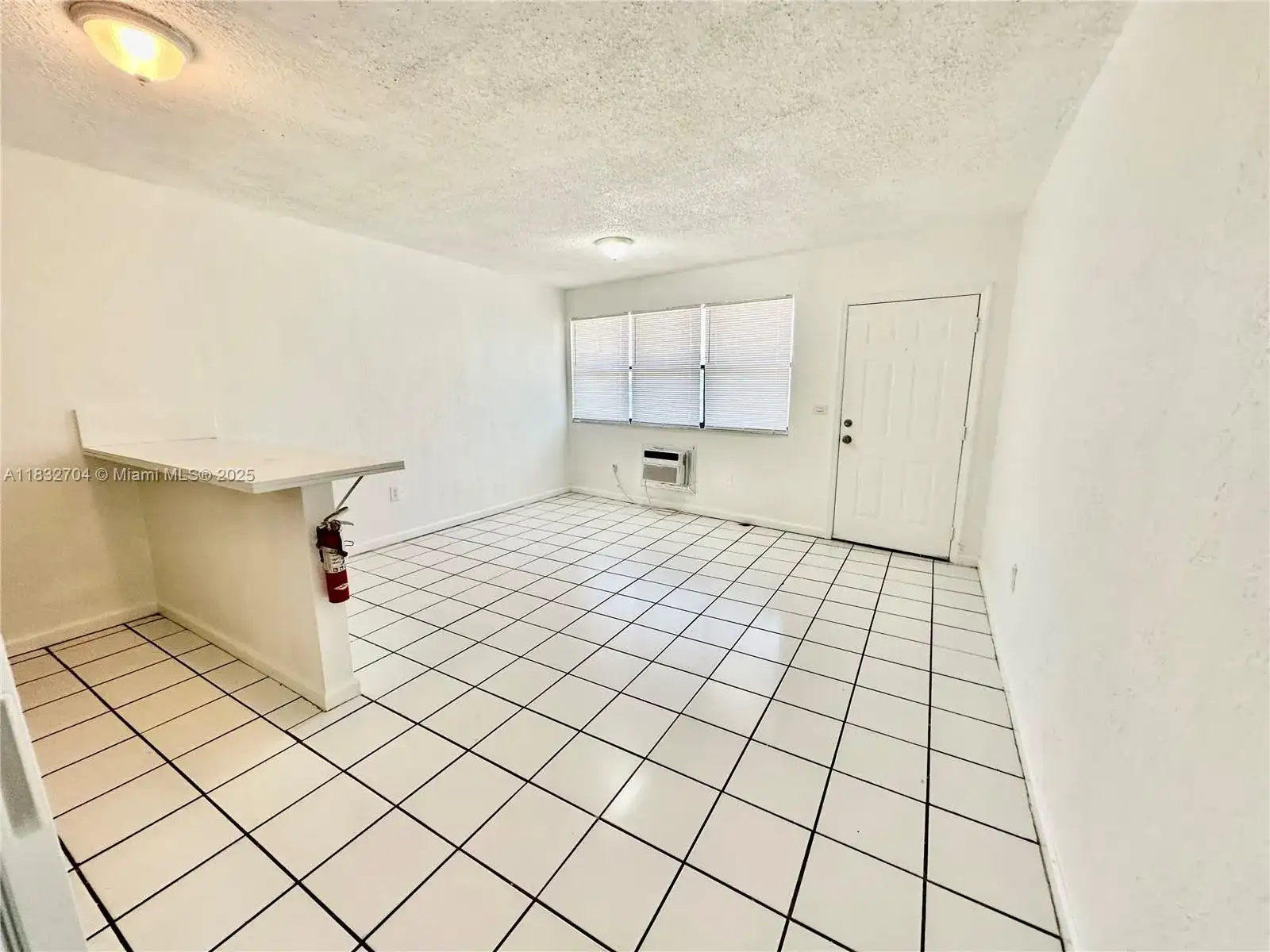 2987 NW 46th St # 3, Miami FL 33142 photo 3