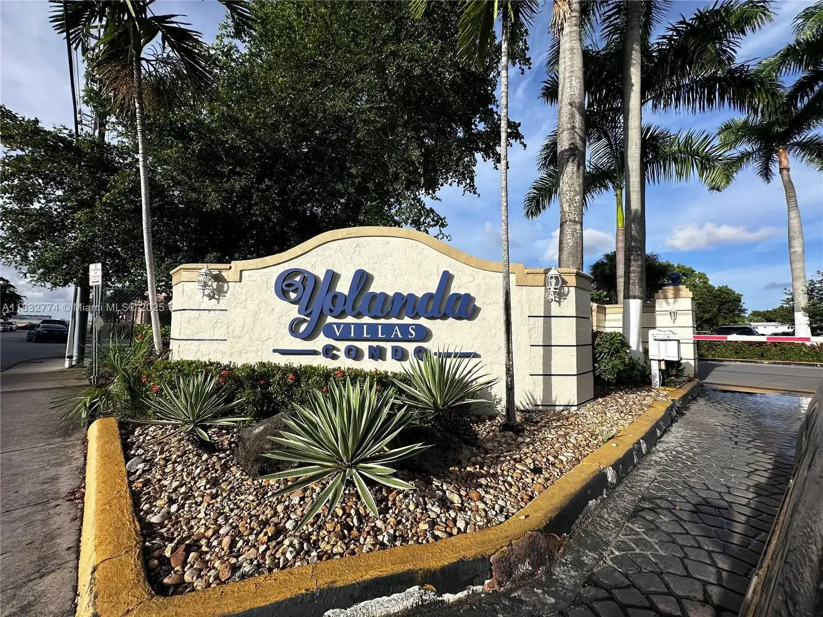 801 NW 47th Ave # 715W, Miami FL 33126 photo 2