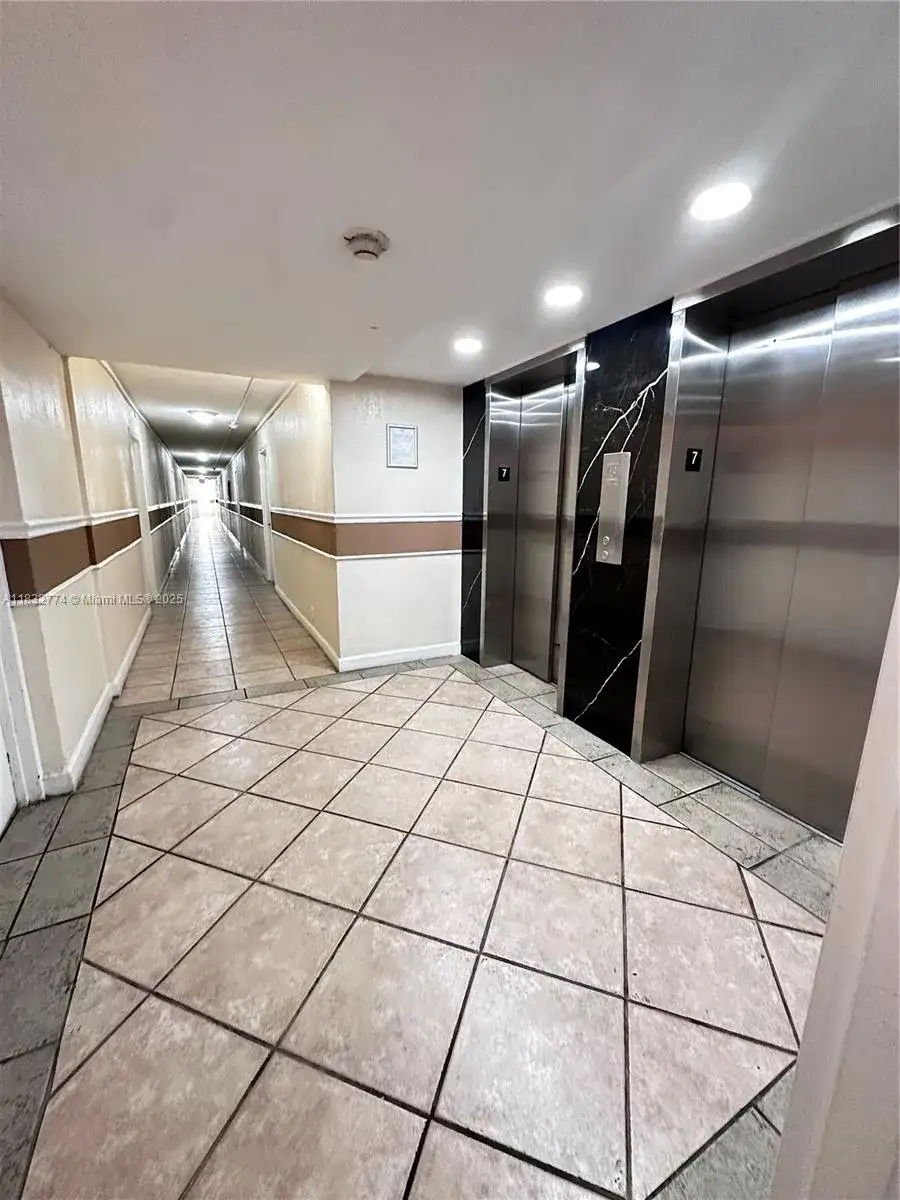 801 NW 47th Ave # 715W, Miami FL 33126 photo 5
