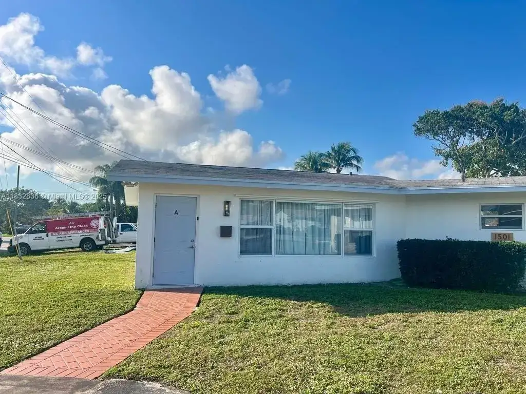 1501 SW 3rd Ave # A, Pompano Beach FL 33060 photo 2