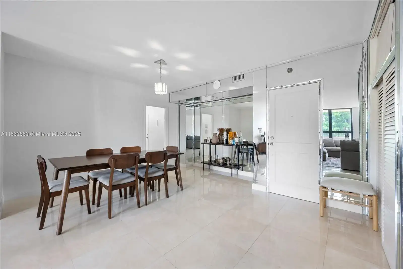 10185 Collins Ave # 306, Bal Harbour FL 33154 photo 4