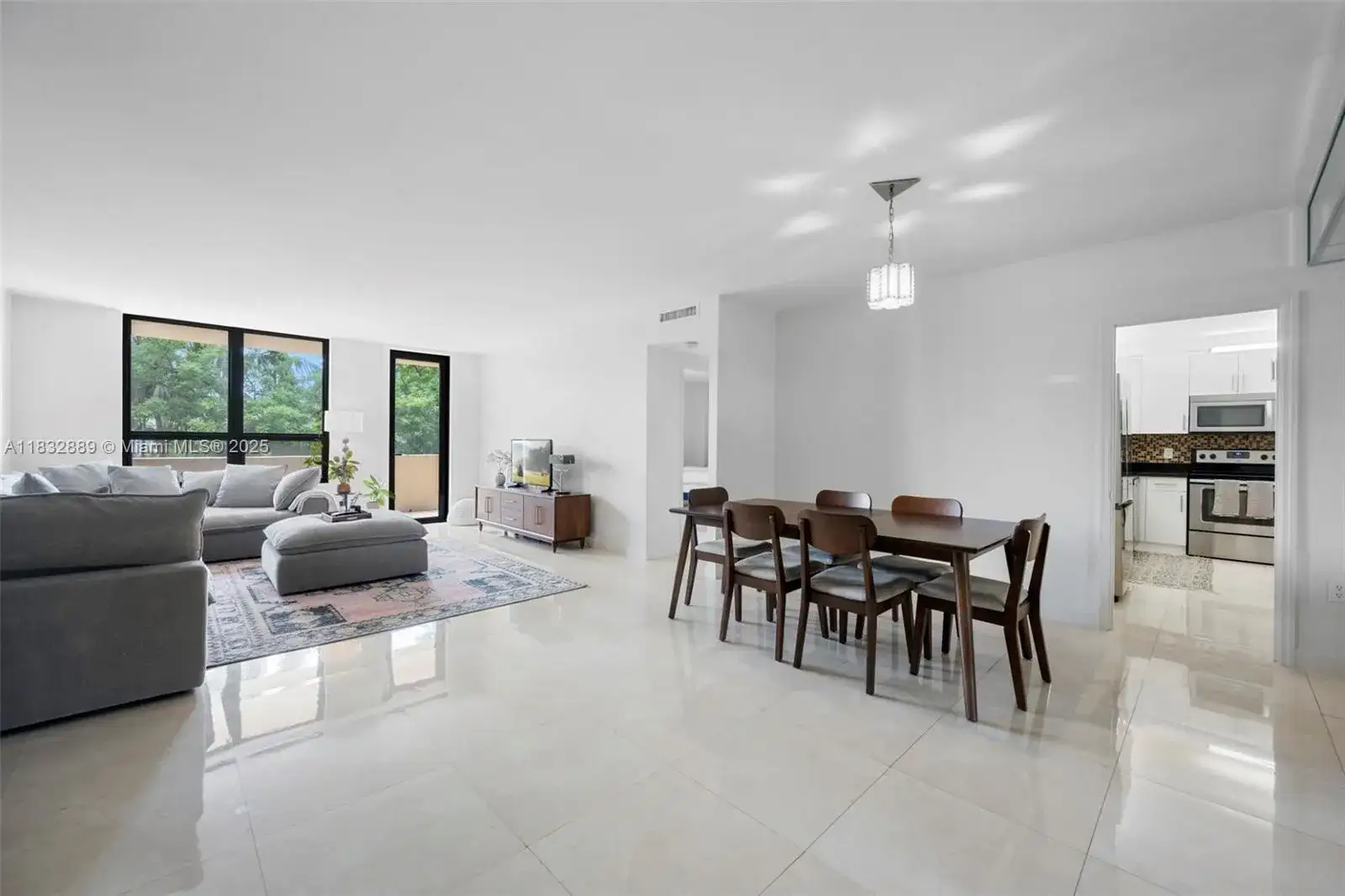 10185 Collins Ave # 306, Bal Harbour FL 33154 photo 5
