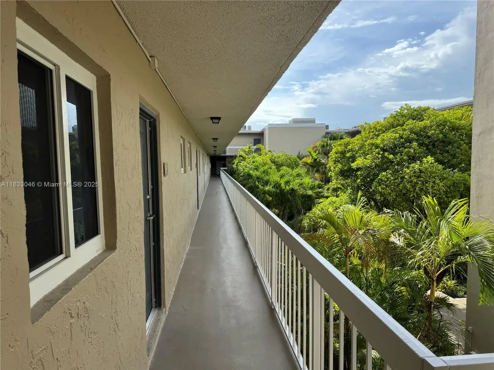 7915 Camino Real # 302, Miami FL 33143 photo 2