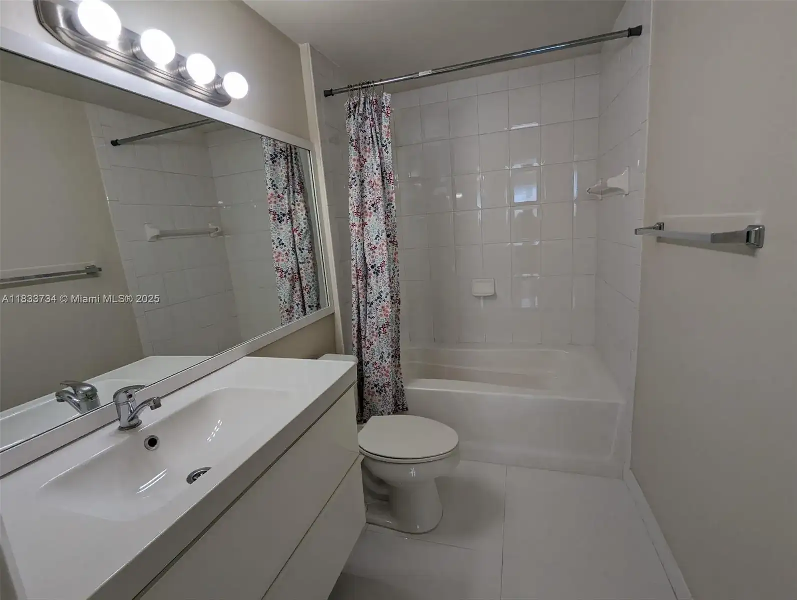 8010 N Nob Hill Rd # 103, Tamarac FL 33321 photo 4