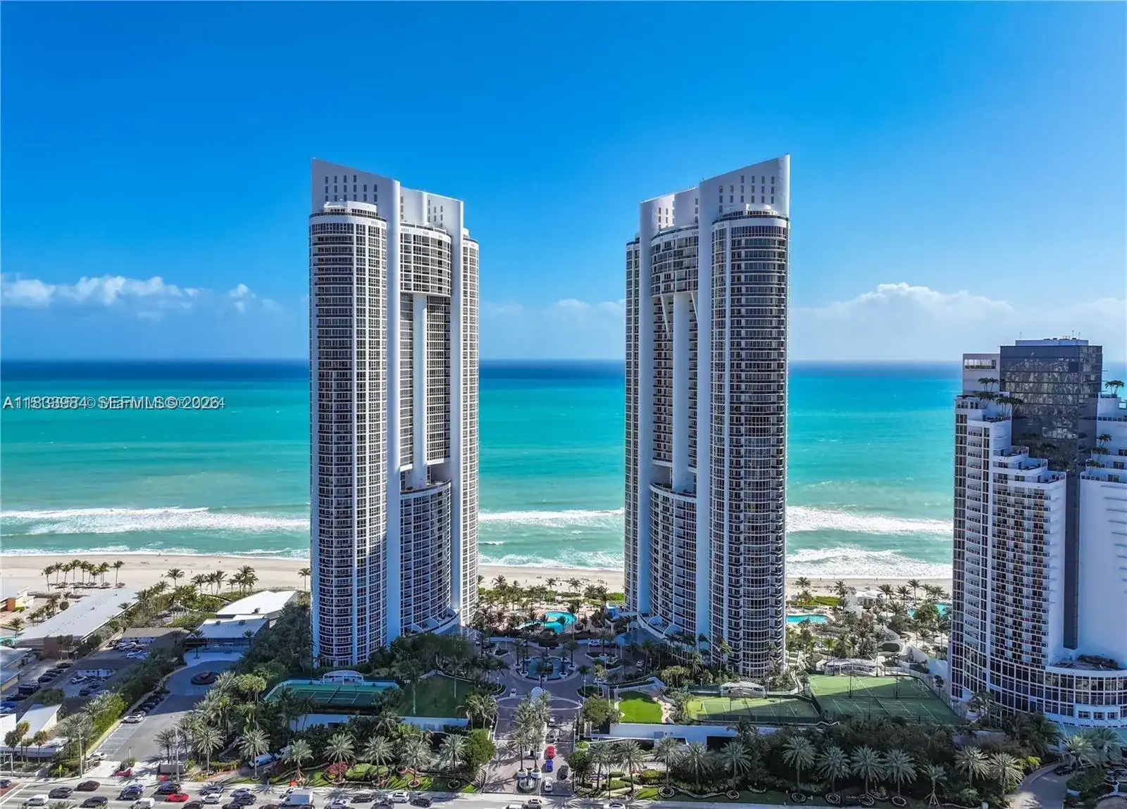 18101 Collins Ave, Sunny Isles Beach FL 33160 photo 2
