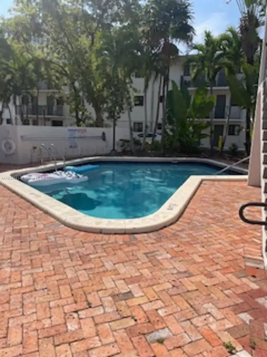 2930 Day Ave # N104, Miami FL 33133 photo 5