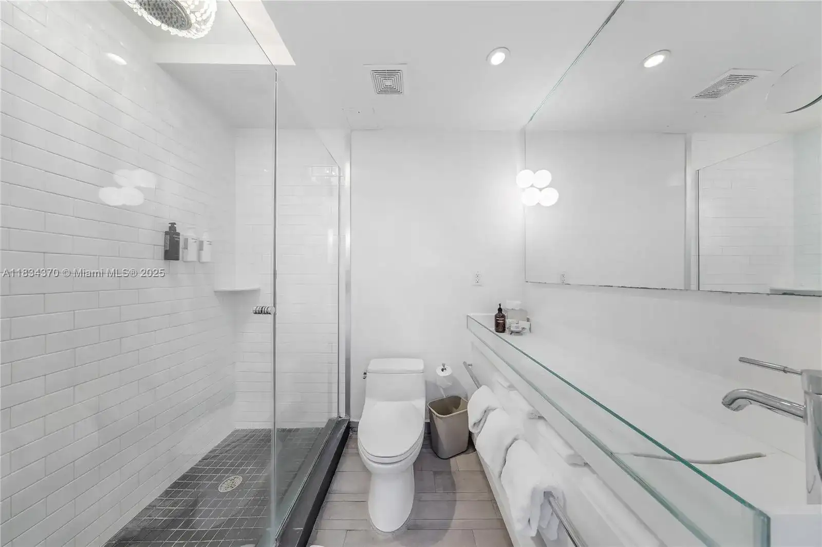 1100 West Ave # 1614, Miami Beach FL 33139 photo 5