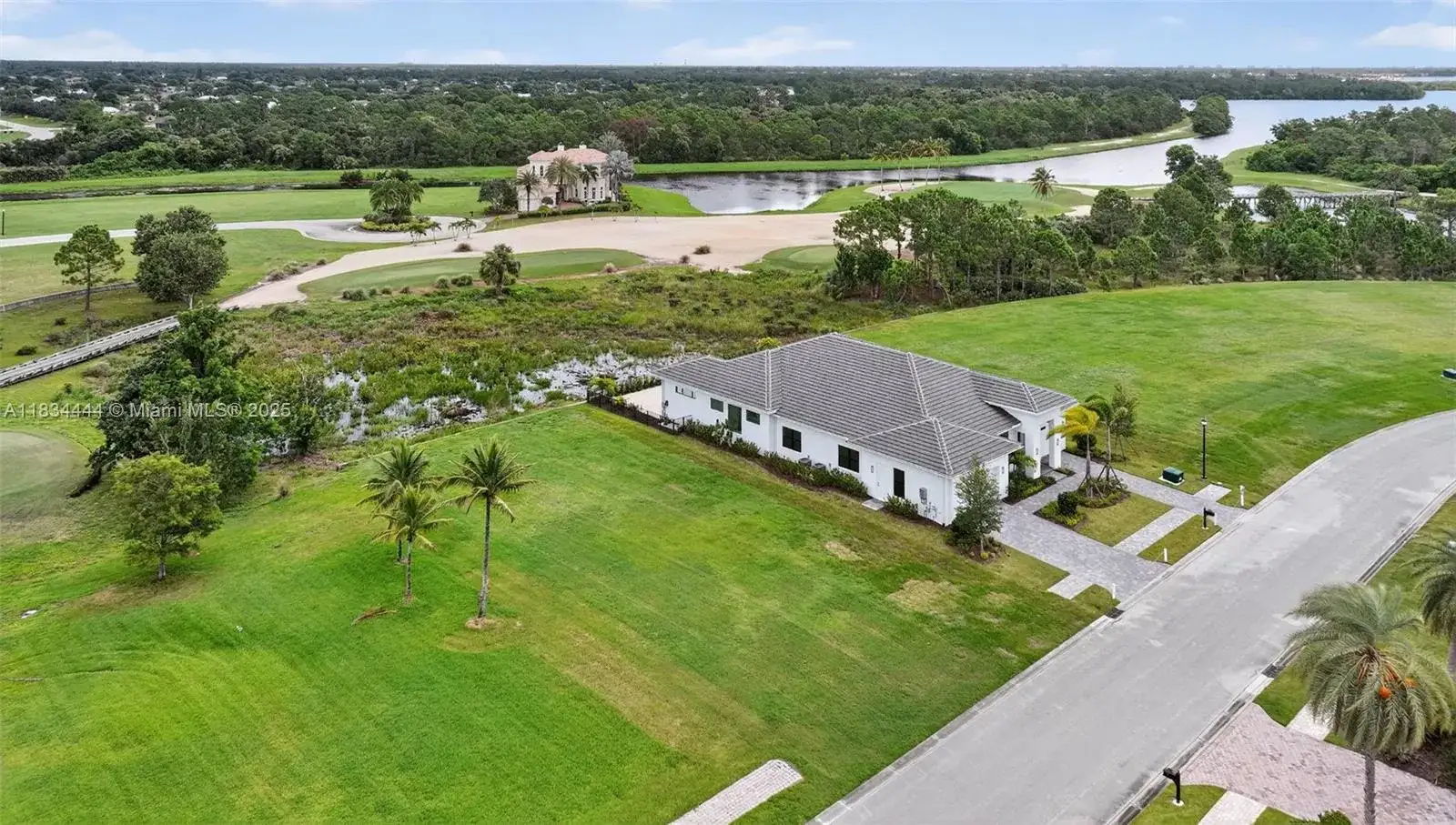 172 SE Rio Angelica, Port St. Lucie FL 34984 photo 4