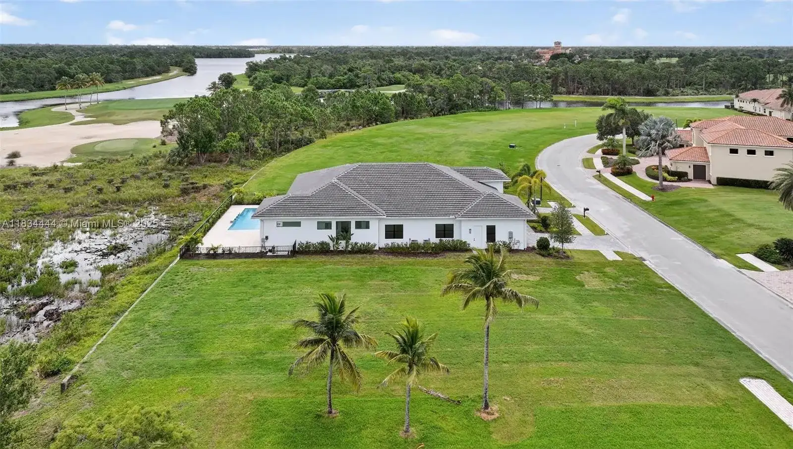 172 SE Rio Angelica, Port St. Lucie FL 34984 photo 5