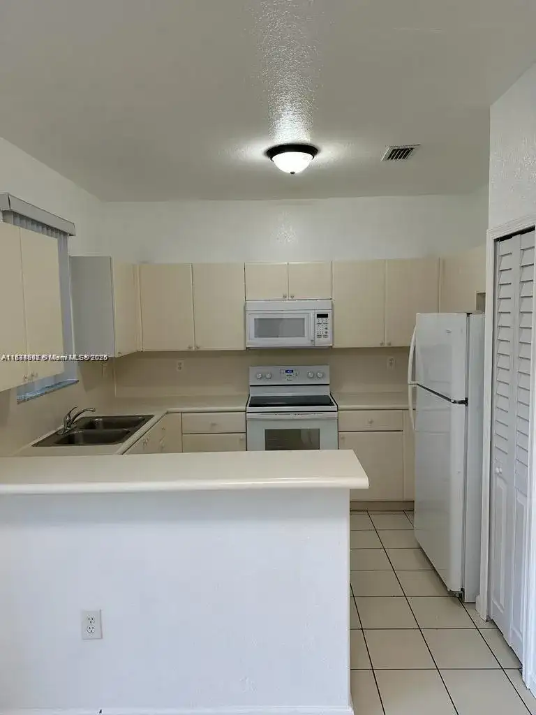 1538 SE 24th Ct # 213, Homestead FL 33035 photo 5