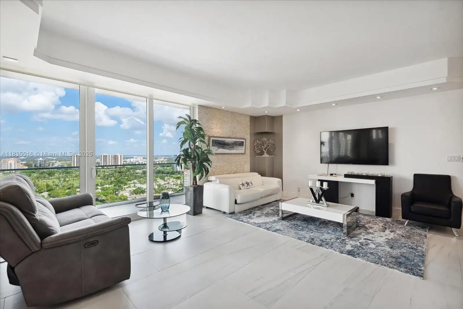 19707 Turnberry Way # D, Aventura FL 33180 photo 3